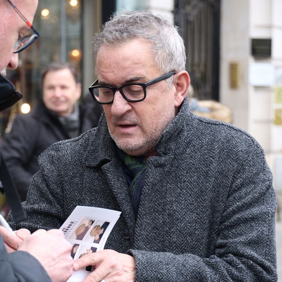 Exclusif - Christophe Dechavanne à la sortie des studios RTL à Neuilly-sur-Seine, France, le 30 janvier 2024.  © Bestimage