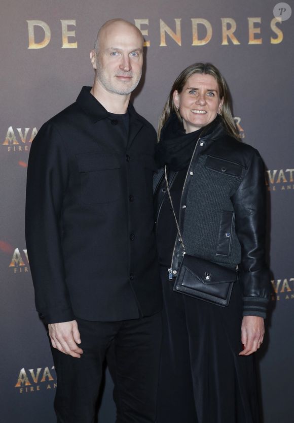 Thierry Omeyer et sa femme Laurence - Avant-première du film "Avatar : Fire and Ash" (Avatar : de Feu et de Cendres) à la Seine Musicale de Boulogne-Billancourt le 5 décembre 2025. © Marc Ausset-Lacroix/Bestimage