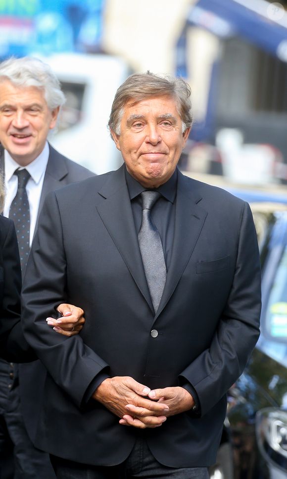 Jean-Pierre Foucault - Arrivées - Obsèques de Mireille Darc en l'église Saint-Sulpice à Paris, France, le 1er septembre 2017.