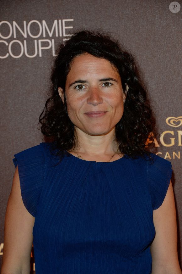 Mazarine Pingeot assistant à la soirée Economie du Peuple à Magnum Beach dans le cadre du 69e Festival de Cannes, à Cannes, France, le 13 mai 2016.