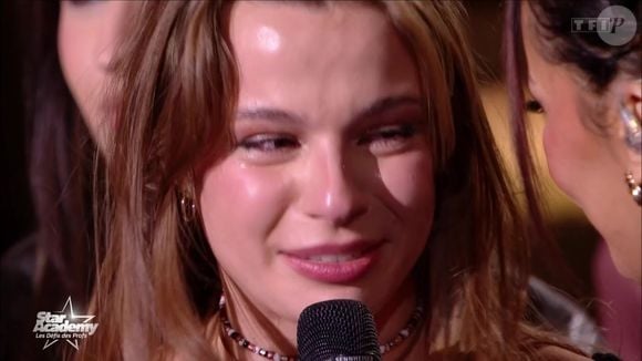 La jeune femme n'a pas caché sa tristesse 

Star Academy - prime du 10 janvier 2025