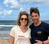 Sur celui-ci, nous pouvons les voir, cheveux au vent, l’un à côté de l’autre sur une sublime plage qui se trouve à Contis, dans les Landes.

Claire Fournier et Julian Bugier sur la plage de Contis dans les Langes le 16 mai 2026 © Instagram