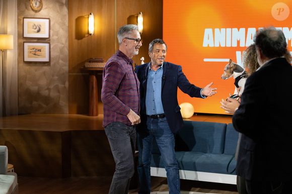 Thierry Lhermitte, Bernard Montiel sur plateau de l'émission "Animalement Vôtre" présentée par Bernard Montiel et diffusée le 22 mars 2026 sur France 3, à Paris, France, le 13 janvier 2026. © Julien Sarkissian/Bestimage