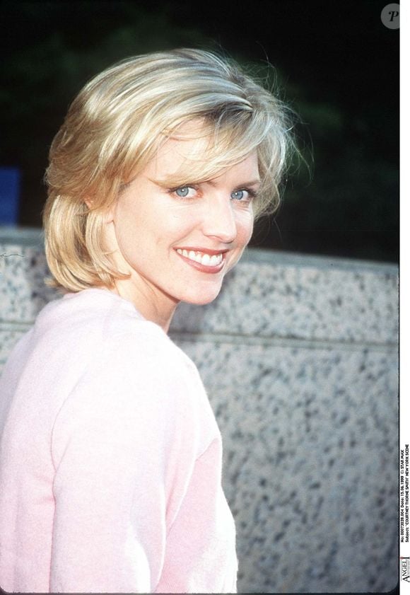 Courtney Thorne-Smith à New York, le 15 juin 1999. STARMAX / BESTIMAGE