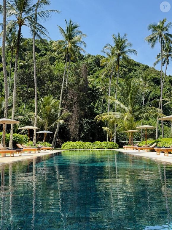 Dylan Deschamps partage des clichés de ses vacances à Bali.
