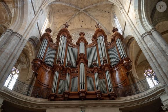 Vue de l'orgue monumental de la basilique Sainte-Marie-Madeleine, troisième tombeau de la chrétienté contenant les reliques de Marie-Madeleine, apôtre du Christ à Saint-Maximin-la-Sainte-Baume, France le 02 février 2025. Photo par Laurent Coust/ABACAPRESS.COM