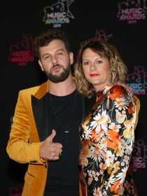 Après 9 ans de tournées, Claudio Capéo s'est "enfui du grand Paris" pour retourner sur sa terre natale avec femme et enfants