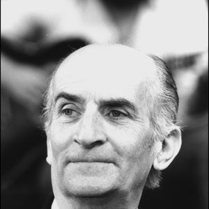 Louis de Funès était aussi très à droite, bourgeois catholique à la foi sincère et profonde. Il détestait les communiste, explique Le Parisien

Archives - Louis de Funès lors d'une émission de télévision. BERTRAND RINDOFF PETROFF / BESTIMAGE