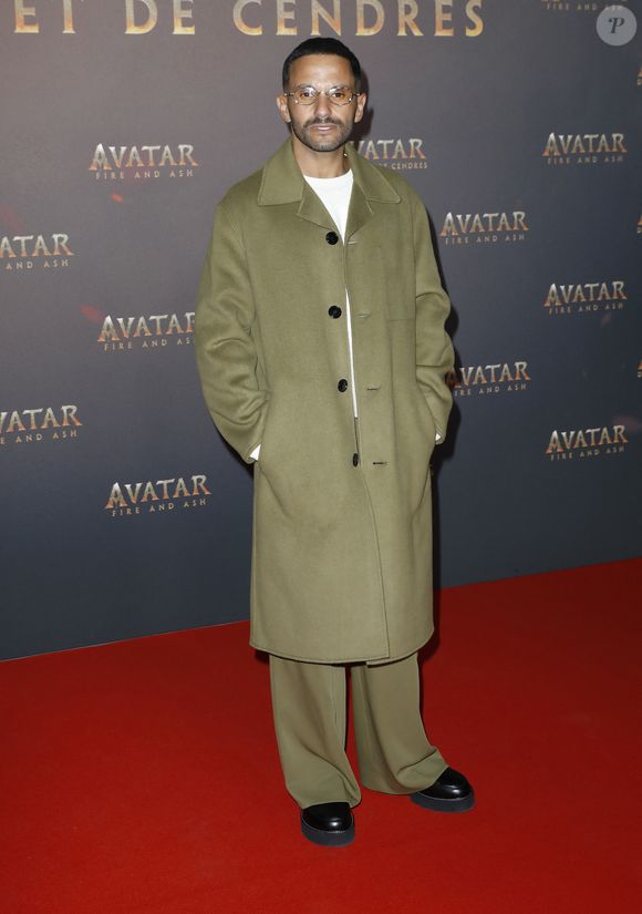 Malik Bentalha - Avant-première du film "Avatar : Fire and Ash" (Avatar : de Feu et de Cendres) à la Seine Musicale de Boulogne-Billancourt le 5 décembre 2025. © Marc Ausset-Lacroix/Bestimage