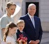 Le 9 juillet, elle rejoindra ses parents, le prince Albert II et la princesse Charlène, ainsi que son frère jumeau, le prince Jacques, pour une visite exceptionnelle dans le Cantal...

Le Prince Albert II de Monaco (à droite), la Princesse Charlène (2ème à gauche) et leurs enfants Gabriella (2e à gauche) et Jacques (2e à droite) attendent l'arrivée du président français pour une visite d'État de deux jours au palais princier de Monaco, avant la conférence des Nations unies sur les océans (Unoc3), le 7 juin 2025. Photo by Ludovic Marin/Pool/ABACAPRESS.COM