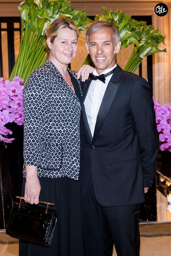 Elle a raconté qu'ils s'étaient mariés seulement six mois après leur rencontre.

Exclusif - Paul Belmondo et Luana - Arrivées des people au dîner de la 9ème édition du "Global Gift Gala" d’E. Longoria à l'hôtel Four Seasons George V à Paris le 25 avril 2018. © Cyril Moreau/Bestimage