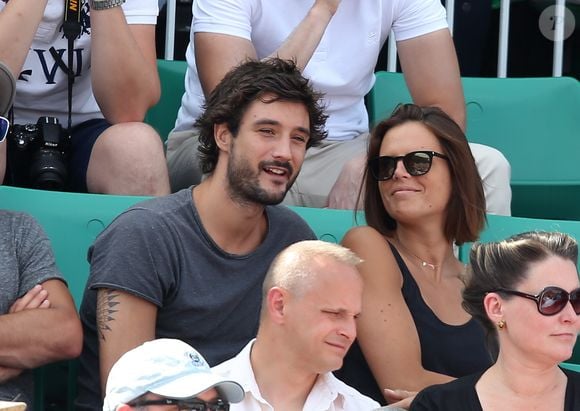 Laure Manaudou et Jérémy Frérot (du groupe Fréro Delavega) - People dans les tribunes lors de la finale des Internationaux de tennis de Roland-Garros à Paris, le 7 juin 2015.