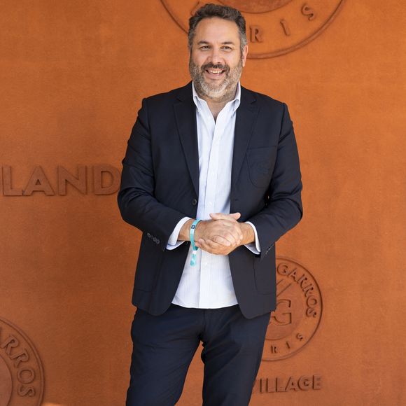 Bruce Toussaint au village lors des Internationaux de France de Tennis de Roland Garros 2025. Paris, le 30 mai 2025. 
© Moreau / Jacovides / Bestimage