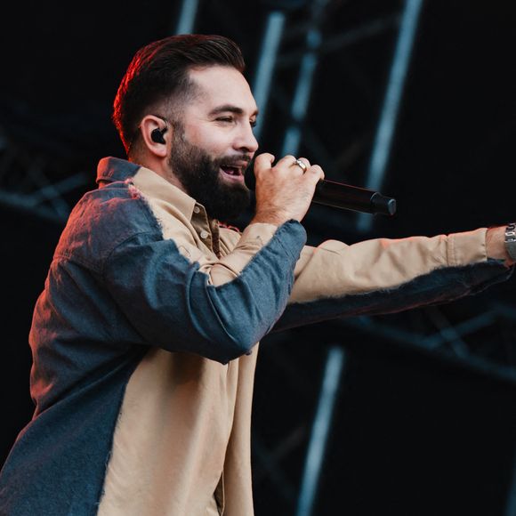 Kendji Girac - Les artistes sur la scène du V and B Fest' à Château-Gontier sur Mayenne le 21 août 2025 

© Alexandre Fumeron / Afterdepth / Bestimage