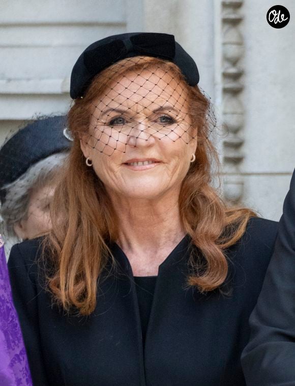 Sarah Ferguson, duchesse d'York, quittant la cathédrale de Westminster après les funérailles de la duchesse de Kent, à Londres, le 16 septembre 2025.

© GOFF  / BESTIMAGE