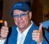 Jean-Claude Van Damme n’a décidément pas fini de surprendre.

Jean-Claude Van Damme est à l'hôtel Prince de Galles à Paris. © Yoann Ouahcene / Bestimage