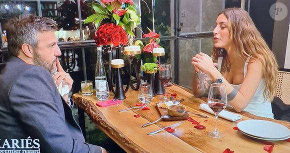 Ils étaient en lune de miel au Maroc

Rapprochement entre Marie et Laurent lors de leur lune de miel au Maroc - épisode de "Mariés au premier regard 2025" du 2 juin, sur M6