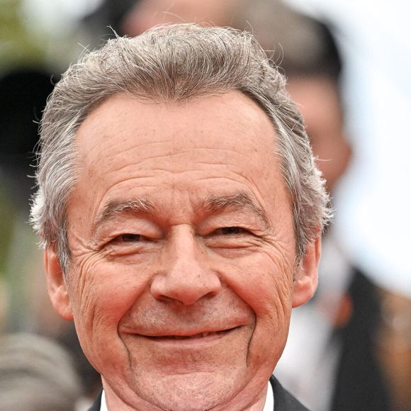 Il jongle aussi entre son rôle d'administrateur au Paris Football Club, au conseil de surveillance du groupe CMI et sa carrière d'auteur de livres... Une "retraite" dynamique !

Michel Denisot à la première du film Killers Of The Flower Moon lors du 76e Festival de Cannes à Cannes, France, le 20 mai 2023. Photo Julien Reynaud/Aps-Medias/Abaca