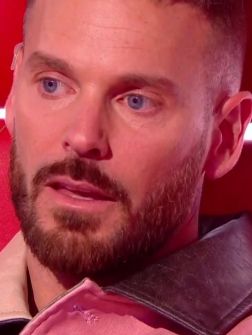 M. Pokora perd ses moyens après la prestation d’un candidat dans The Voice Kids : “Hors de question que je te laisse partir”