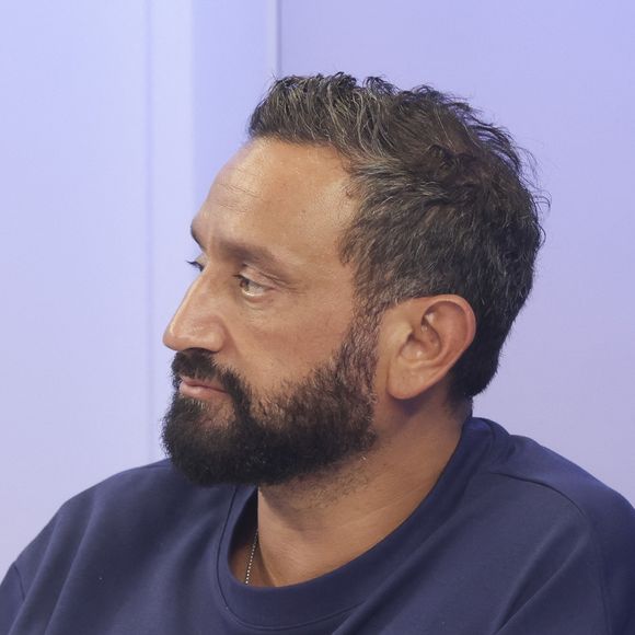 Exclusif - Cyril Hanouna sur le plateau de de l’émission « On Marche Sur La Tête » présentée par C.Hanouna et diffusée en direct sur Europe 1, Paris, France, le 29 aout 2024. © Jack Tribeca / Bestimage