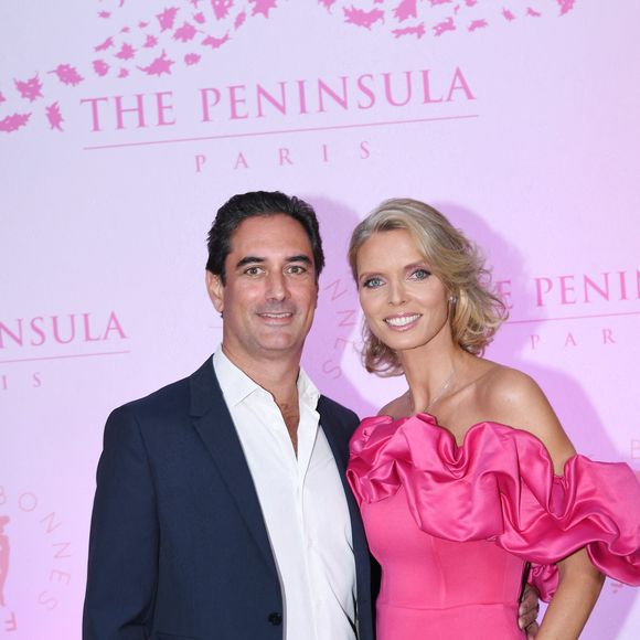 Sylvie Tellier et son mari Laurent Schenten - Photocall du 5ème gala de charité de l'association "Les Bonnes Fées" à l'occasion de la campagne mondiale "Octobre Rose" à l'hôtel Peninsula, Paris le 3 octobre 2024. © Rachid Bellak/Bestimage