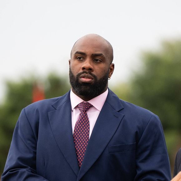 Après ses propos sur le voile dans le sport, Teddy Riner attaqué par un ancien sportif

Le judoka Teddy Riner - La délégation française et les personnalités accompagnant le président de la République Emmanuel Macron lors de sa visite d'Etat de trois jours au Maroc. 
© Jeanne Accorsini / Pool / Bestimage