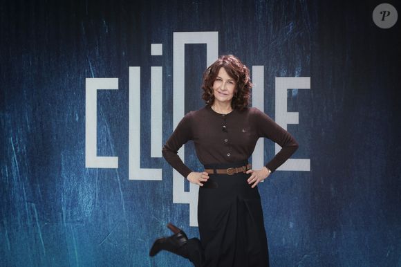 Exclusif - Valérie Lemercier, sur le plateau de Clique (Midi) présenté par M.Achour, et diffusé sur Canal + le 4 novembre 2025, à Paris, France, le 28 octobre 2025. © Jack Tribeca/Bestimage