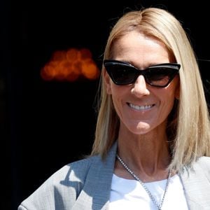 Céline Dion à la sortie de l'hôtel de Crillon à Paris pendant la fashion week Haute-Couture automne-hiver 2019/2020 le 3 juillet 2019.

© Backgrid UK/ Bestimage