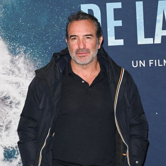 On ne le présente plus ! 

Jean Dujardin, narrateur à l'avant-première du film "Les Gardiennes de la planète" à la maison de l'UNESCO à Paris, France © Coadic Guirec/Bestimage