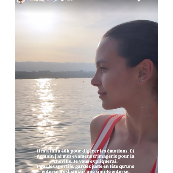 "Il y avait 50% de chances qu’elle pète de nouveau. Je ne vous l’avais pas dit, mais le chirurgien l’avait prédit", révèle-t-elle aujourd'hui. Une lésion profonde qu'elle a tenu à ériger en message de prévention : "Une entorse n'est jamais une simple entorse".

Marine Lorphelin sur Instagram