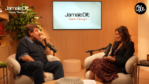 L'animateur a raconté : "On a décollé, une Alouette III… Boum."
Jean-Pierre Foucault dans Jamais Dit - Le podcast d'Isabelle Farrugia sur YouTube