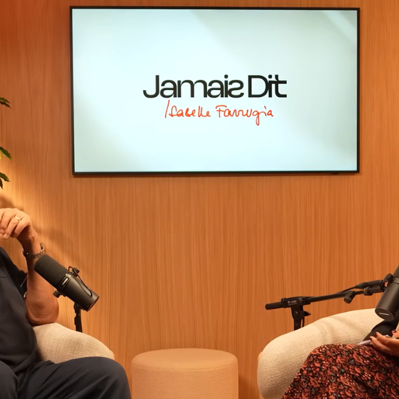 L'animateur a raconté : "On a décollé, une Alouette III… Boum."
Jean-Pierre Foucault dans Jamais Dit - Le podcast d'Isabelle Farrugia sur YouTube