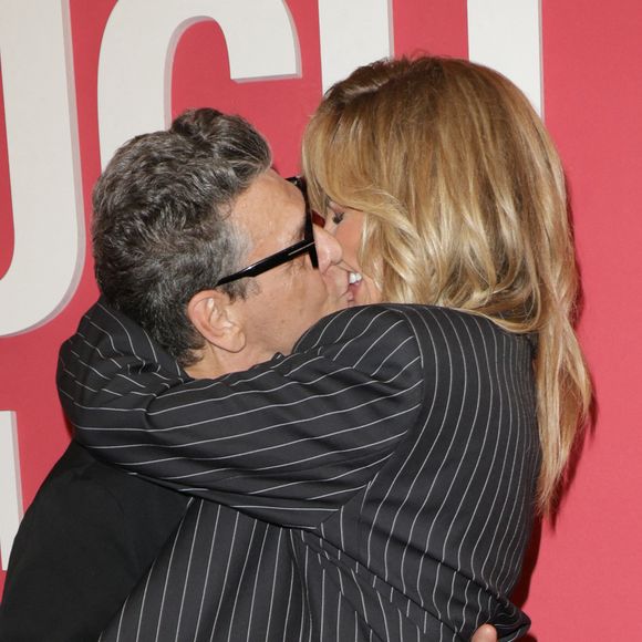 Marc Lavoine et Adriana Karembeu au photocall du "concerto pour la paix" de Omar Harfouch au Théâtre des Champs-Elysées à Paris le 18 septembre 2024.  © Coadic Guirec / Bestimage