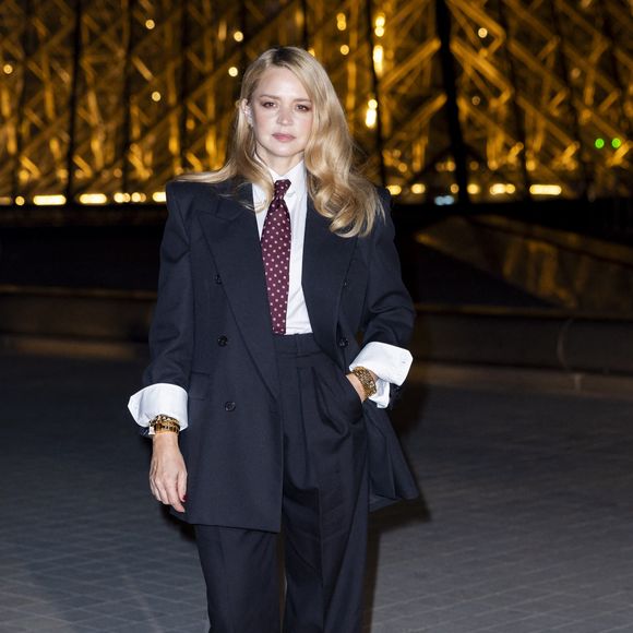 Virginie Efira - Photo Call du « Le Grand Diner du Louvre « lors de la Fashion Week  à Paris le 5 mars 2025. © Olivier Borde /Bestimage