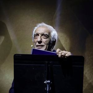 Gérard Darmon à la soirée hommage "7 octobre - 2 ans après" en mémoire des victimes du 7 octobre et en soutien aux otages du Hamas à la salle Pleyel à Paris le 5 octobre 2025.

© Jack Tribeca / Bestimage