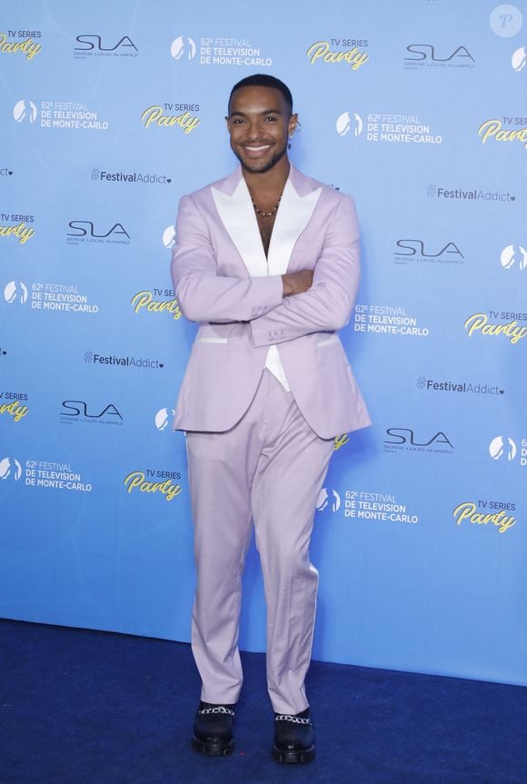 Benjamin Douba Parissur le tapis bleu du photocall de la soirée du 62ème Festival de Télévision de Monte-Carlo, à Monaco, le 17 juin 2023. © Denis Guignebourg/BestImage