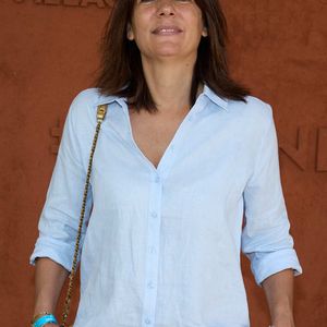 Estelle Denis était de retour à Roland-Garros cette année 
Estelle Denis au village lors des Internationaux de France de tennis de Roland Garros . © Cyril Moreau/Bestimage