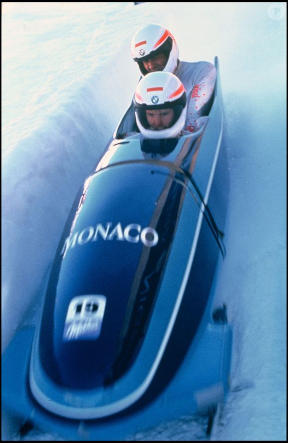 Et impraticable dans son pays

Archives - Le Prince Albert de Monaco fait du bobsleigh aux sports d'hiver. AGENCE / BESTIMAGE