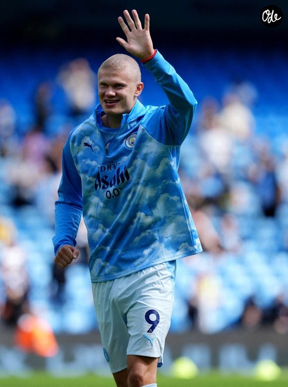 Erling Haaland, joueur de Manchester City, lors de l'échauffement avant le match de Premier League à l'Etihad Stadium, à Manchester. Date de la photo : dimanche 23 août 2026.