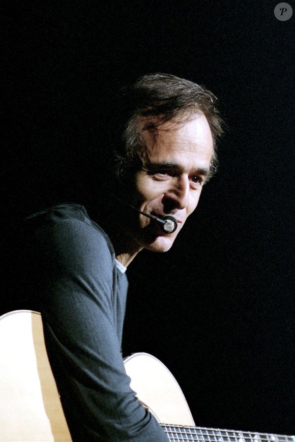 Photo d'archive de Jean-Jacques Goldman lors d'un concert. Photo by APS-Medias/ABACAPRESS.COM
