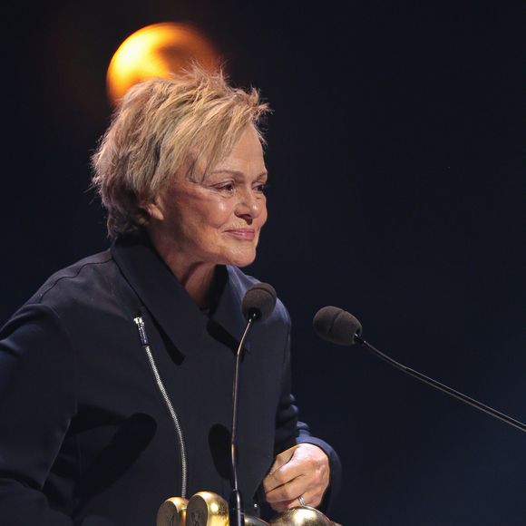 Muriel Robin - Deuxième édition de la cérémonie des "Auguste de l'Humour" dans la salle Nouveau Siècle à Lille le 2 février 2026. © Stéphane Vansteenkiste/Bestimage