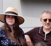 Le couple a récemment mis au monde un petit garçon

Elie Semoun et sa compagne Aude Fraineau (enceinte) dans les tribunes lors des Internationaux de France de Tennis de Roland Garros 2025. Paris, le 1er Juin 2025. © Dominique Jacovides/Bestimage
