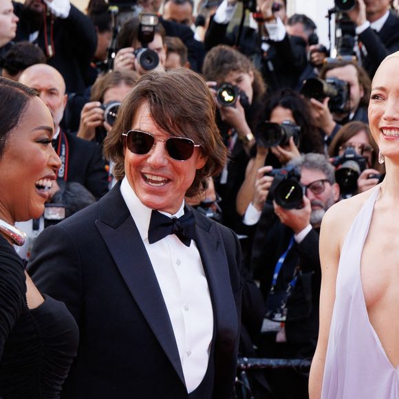Angela Bassett (Messika), Tom Cruise et Pom Klemenkieff - Montée des marches du film « Mission Impossible : The Final Reckoning » lors du 78ème Festival International du Film de Cannes, au Palais des Festivals à Cannes. Le 14 mai 2025 © Jacovides-Moreau / Bestimage