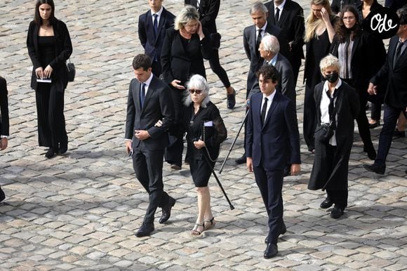 Elodie Constantin, Victor et Alessandro, Alain Belmondo, Muriel Belmondo, Luana et Paul lors de la cérémonie d’hommage national à Jean-Paul Belmondo à l’Hôtel des Invalides à Paris, France, le 9 septembre 2021.

© Dominique Jacovides/Bestimage