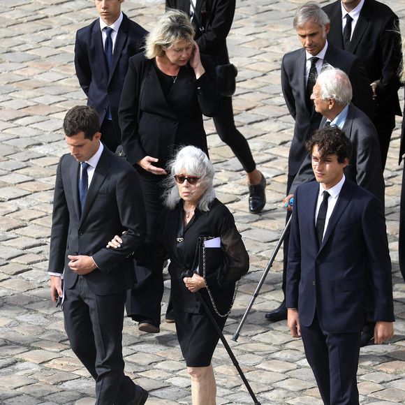 Elodie Constantin, Victor et Alessandro, Alain Belmondo, Muriel Belmondo, Luana et Paul lors de la cérémonie d’hommage national à Jean-Paul Belmondo à l’Hôtel des Invalides à Paris, France, le 9 septembre 2021.

© Dominique Jacovides/Bestimage