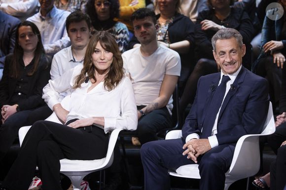 Carla Bruni Sarkozy et son mari Nicolas Sarkozy lors de l'enregistrement de l'émission "Le Grand Echiquier", le 21 mars 2022. © Cyril Moreau / Bestimage