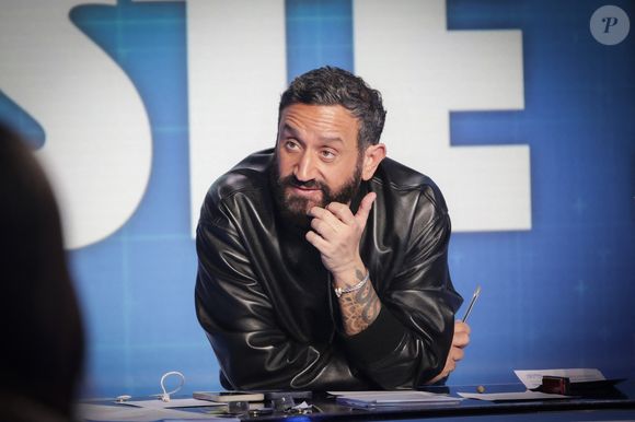 Exclusif - Cyril Hanouna - Plateau de la dernière émission "TPMP" présentée par C.Hanouna à Paris  le 26 mars 2025. Cyril Hanouna va désormais entamer une diète cathodique avant d'arriver chez M6 et reste en attendant sur Europe 1. © Jack Tribeca / Bestimage