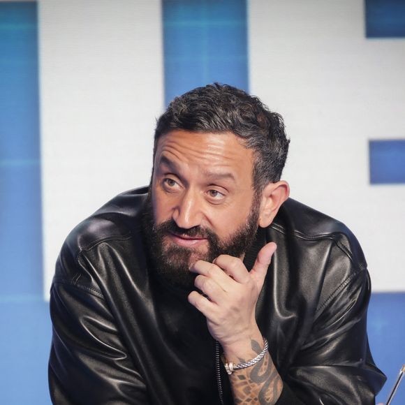 Exclusif - Cyril Hanouna - Plateau de la dernière émission "TPMP" présentée par C.Hanouna à Paris  le 26 mars 2025. Cyril Hanouna va désormais entamer une diète cathodique avant d'arriver chez M6 et reste en attendant sur Europe 1. © Jack Tribeca / Bestimage