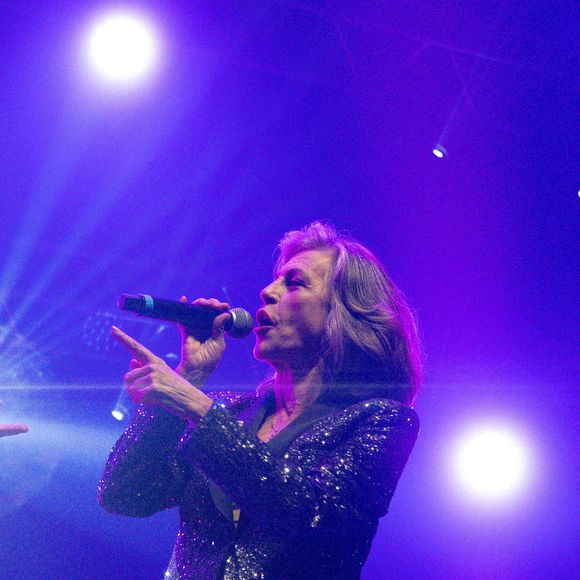 Lio - Les chanteurs de la tournée, les années 80, en concert au Phare à Chambéry le 25 novembre 2022.