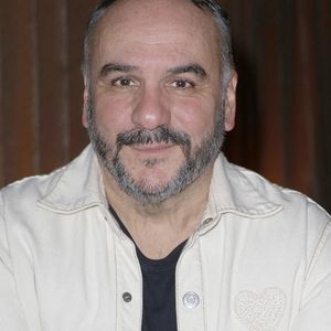 Désormais installé dans le Sud avec son épouse Anaïs et leur petite fille, François-Xavier Demaison a mis en place une organisation pour préserver l'équilibre de sa famille recomposée.
Exclusif - François-Xavier Demaison lors de la soirée d'inauguration du restaurant Camondo à Paris © Christophe Aubert / Bestimage
